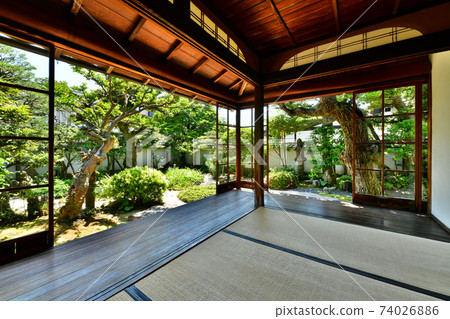Nationally designated historic site Koizumi Yakumo former residence 74026886