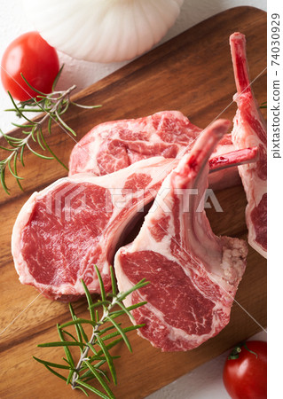 Lamb chops raw meat Lamb chops raw meat 74030929
