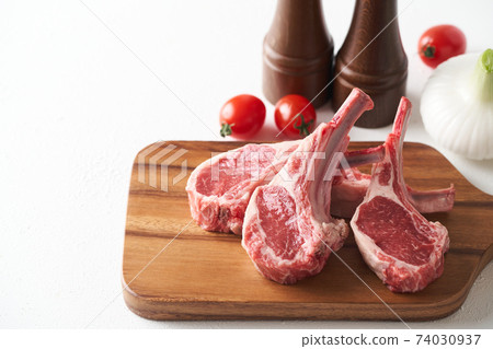 Lamb chops raw meat 74030937