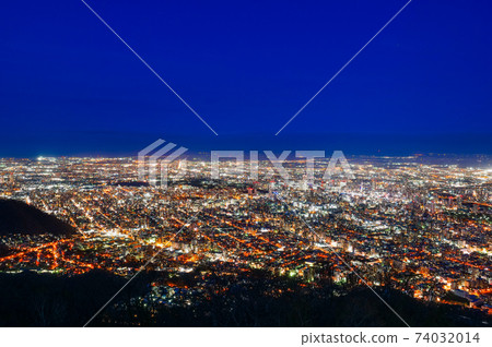 New Three Major Night Views of Japan, a panoramic view of Sapporo, a view from Mt. Moiwa New Three Major Night Views of Japan, a panoramic view of Sapporo, a view from Mt. Moiwa 74032014