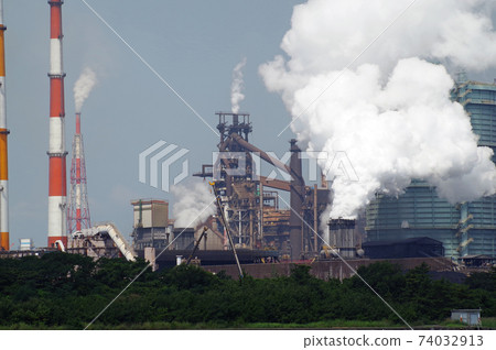 View of the facilities of Mizushima Steel Works 74032913