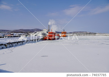 Drift ice and Garinko / Monbetsu Drift ice and Garinko / Monbetsu 74037785