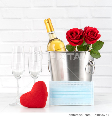 Valentine's Day Ice Bucket White Wine Bouquet Rose Celebration Love Valentine's Day バレンタイン 74038767