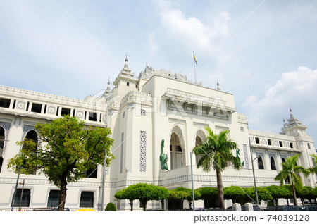 Yangon City Hall (Myanmar) 74039128