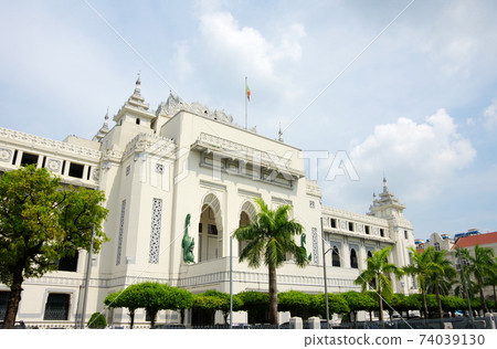 Yangon City Hall (Myanmar) 74039130