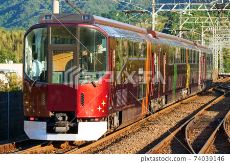 Kintetsu Raku 20000 series renewal 74039146