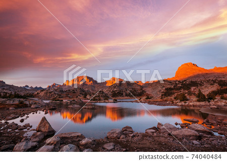 Wind river range 74040484