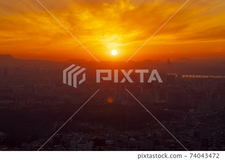 Achasan，Gangdong-gu，Han River，Seoul 74043472