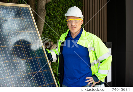 maintenance engineer, Solar energy systems engineer perform analysis solar panels maintenance engineer, Solar energy systems engineer perform analysis solar panels 74045684