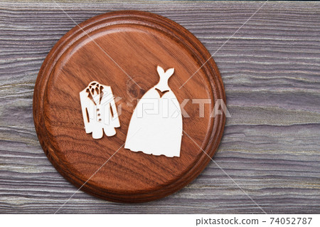 Flat lay sound block for judge gavel. Flat lay sound block for judge gavel. 74052787