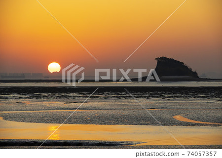 Tidal flat, Maedorang, Jung-gu, Incheon 74057357