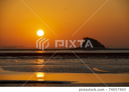 Tidal flat, Maedorang, Jung-gu, Incheon 74057403