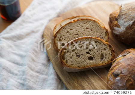 一套美味的麵包 74059271