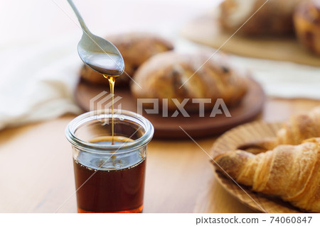 麵包和楓糖漿 麵包和楓糖漿 74060847