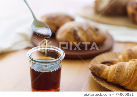 麵包和楓糖漿 麵包和楓糖漿 74060851