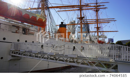 Yokohama, Minatomirai, Nippon Maru 74064585