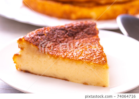 烤芝士蛋糕 74064716