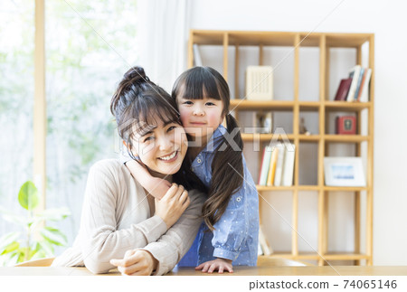 Family with a smile 74065146