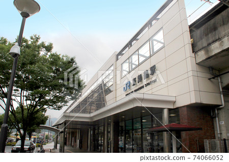 JR Higashi Maizuru Station 74066052