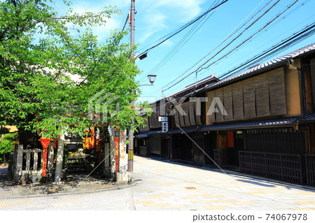 ion園白川達見神社（達見大名神）和聯排別墅的風景 74067978