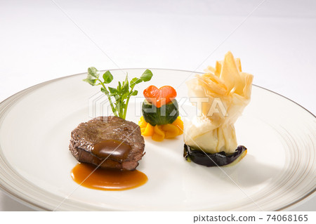 French course main beef steak French course main beef steak 74068165