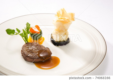 French course main beef steak 74068166