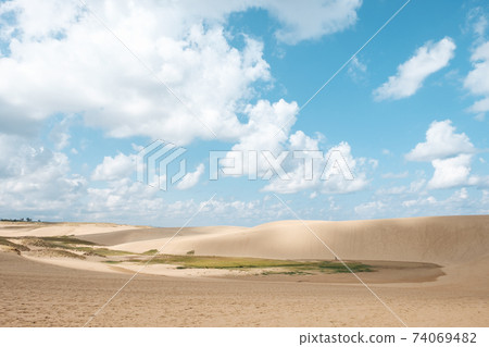 Tottori sand dunes Tottori sand dunes 74069482