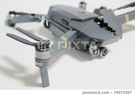 墜毀的無人機 74072997