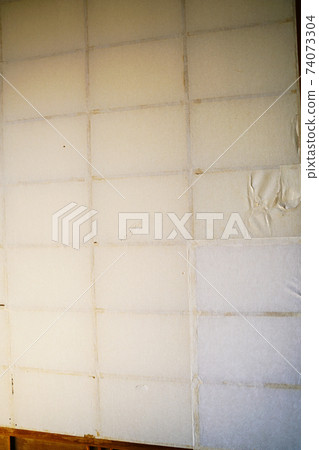 Dirty shoji repair, Japanese-style room renovation, Showa 74073304