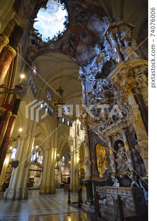 西班牙托萊多 74076006