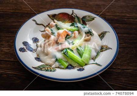 Tatsoi奶油煮 Tatsoi奶油煮 74078094