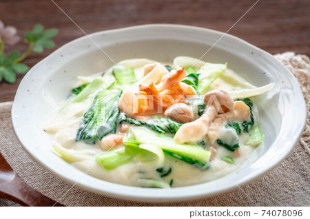 Tatsoi奶油煮 Tatsoi奶油煮 74078096
