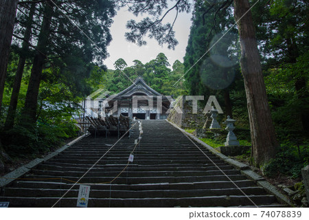 從石頭人行道到大神山神宮奧宮的風景（2020年8月） 74078839