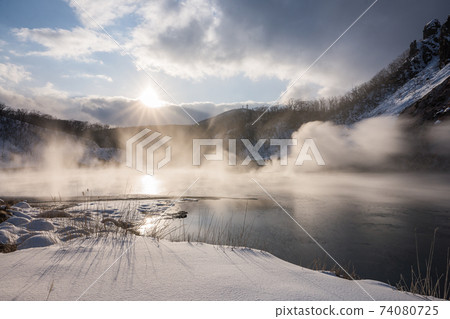 Scenery of Jigokudani and Oyunuma, Noboribetsu City, Hokkaido-02 74080725