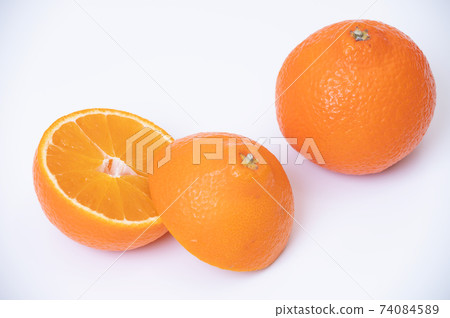 Iyokan柑橘類水果的形象 74084589