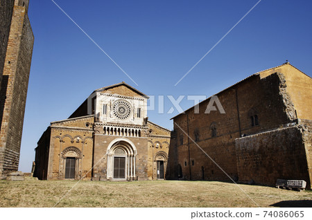 Tuscania-Italy - San Pietro church Tuscania-Italy - San Pietro church 74086065