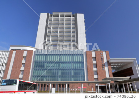 Front of Aichi Medical University Hospital and Meitetsu Bus (Hospital, Nagakute City, Aichi Prefecture) Front of Aichi Medical University Hospital and Meitetsu Bus (Hospital, Nagakute City, Aichi Prefecture) 74086126