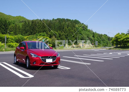 空缺服務區 74089773