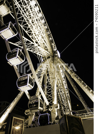 Echo Wheel of Liverpool by night Echo Wheel of Liverpool by night 74090211