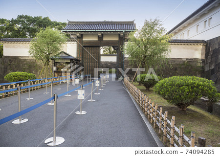 大手門江戶城門故宮東御苑前江戶城二之丸三之丸 大手門江戶城門故宮東御苑前江戶城二之丸三之丸 74094285