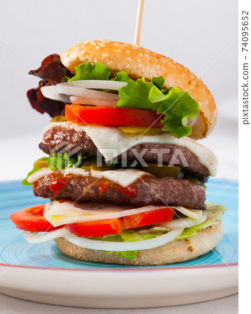 Fresh double burger Fresh double burger 74095652