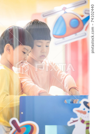 Children's lifestyle toys 74102440