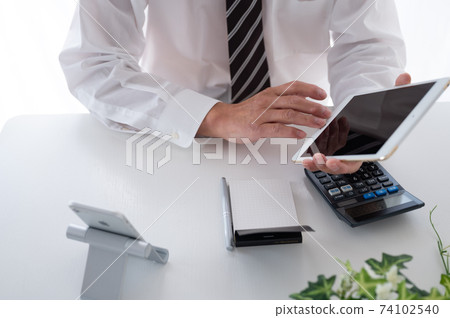 遠程辦公平板電腦搜索高級商人 遠程辦公平板電腦搜索高級商人 74102540