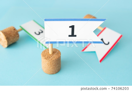 Ranking flag, remaining wins, championship, first place, first place regained Ranking flag, remaining wins, championship, first place, first place regained 74106203