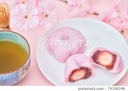 Spring strawberry daifuku Spring strawberry daifuku 74106396