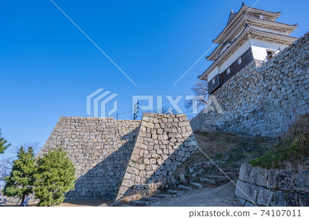 Marugame Castle 74107011