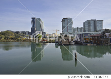 East San Francisco Waterfront Redevelopment: Mission Bay and Mission Creek Houseboats East San Francisco Waterfront Redevelopment: Mission Bay and Mission Creek Houseboats 74107144