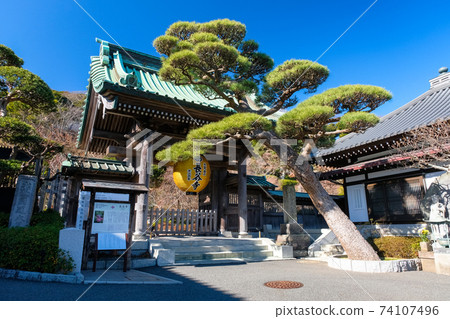 Hasedera Sanmon, Kamakura City, Kanagawa Prefecture 74107496