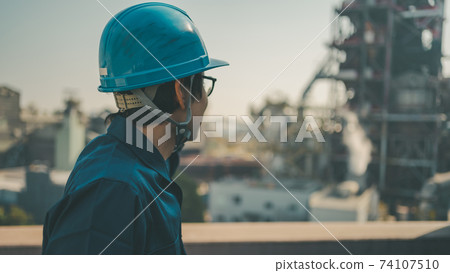 Plant worker Plant worker 74107510