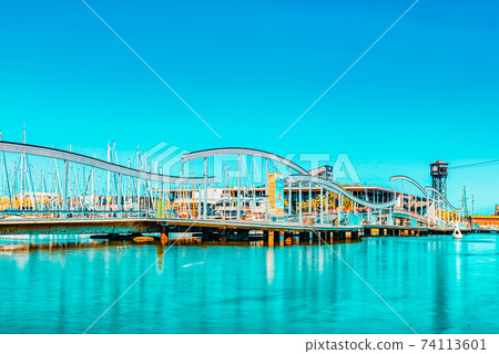 Panorama on Barcelona Seaport and Maremagnum Mobile Bridge (Puen Panorama on Barcelona Seaport and Maremagnum Mobile Bridge (Puen 74113601